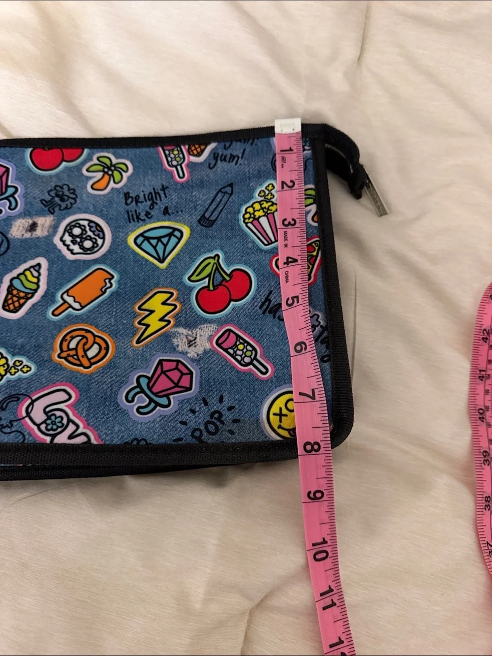 Iscream travel case